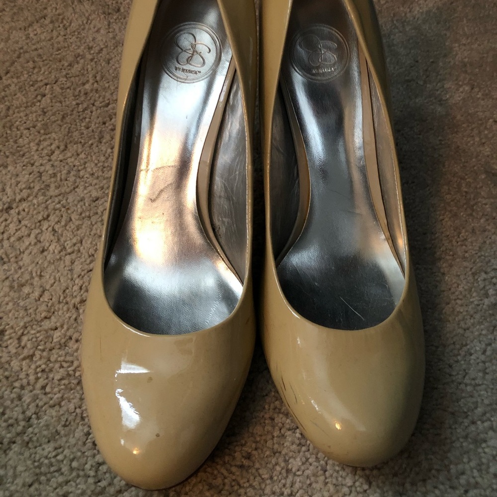 Jessica Simpson Nude Patent Leather Pumps
